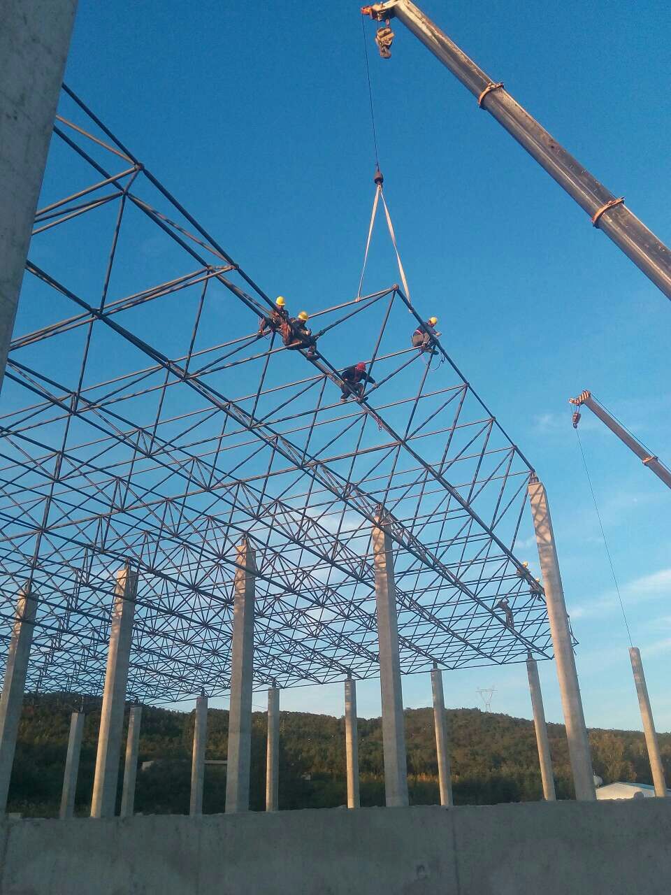 赤峰汪清物流园网架